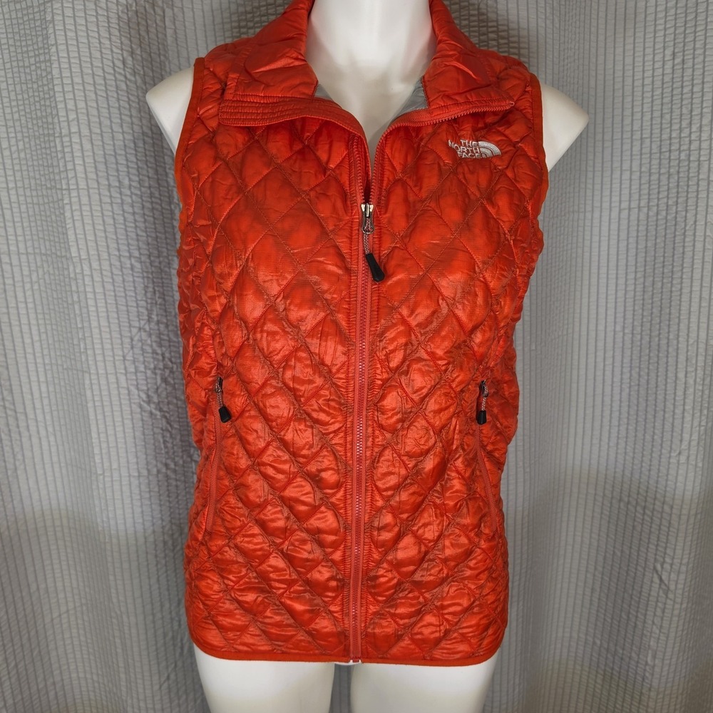 The North Face ThermoBall Vest Size Small Orange Quilted Insulated Full Zip